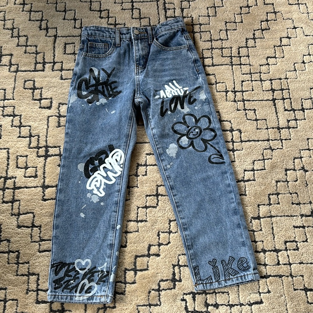 Girls Decorated Jeans Size 6-7 (130)